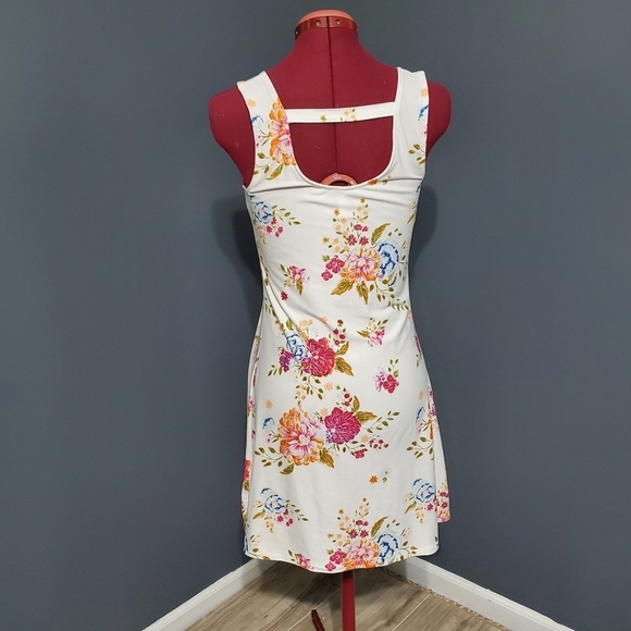 Mudd Skater Dress Floral Pink Blue - Picture 3 of 5